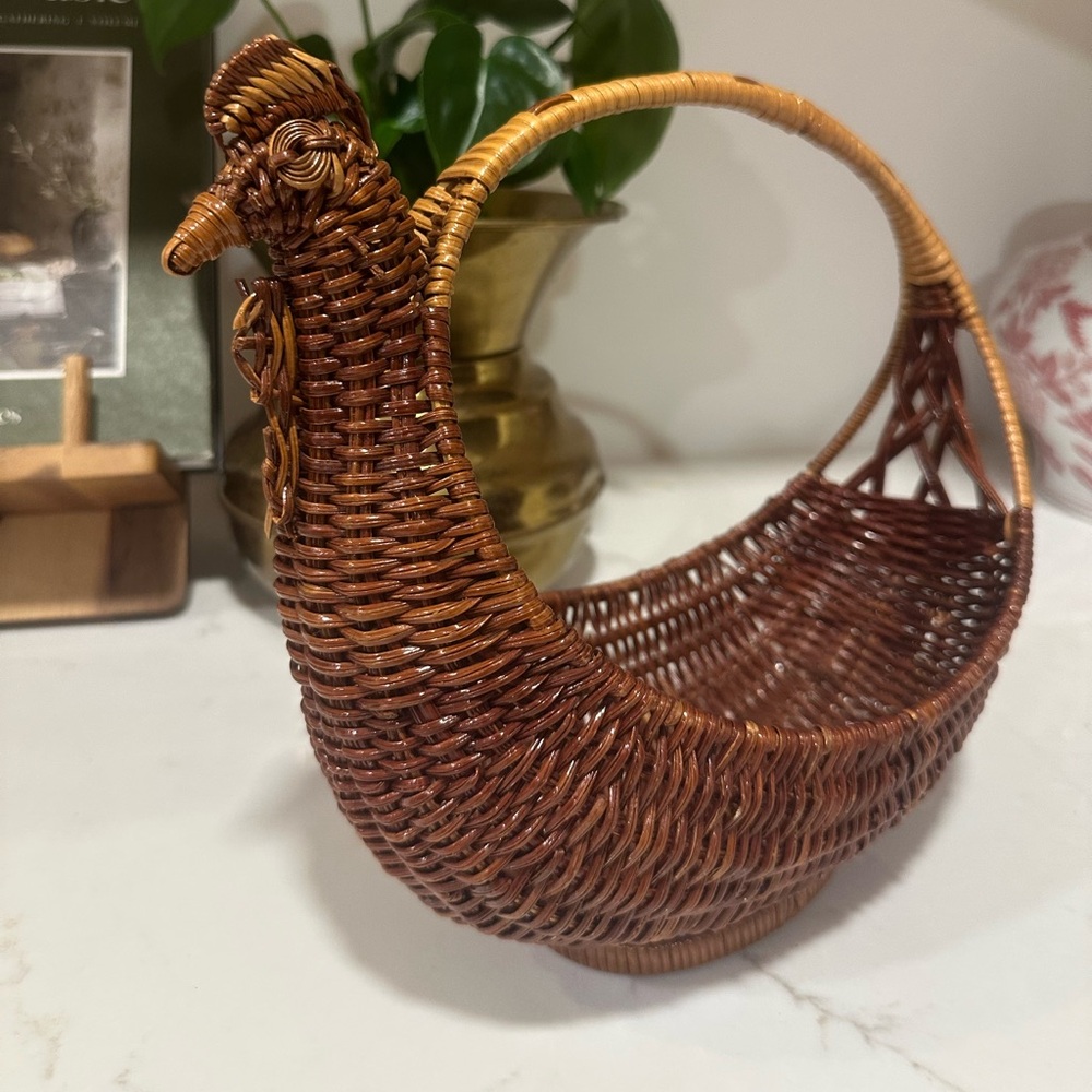 Vintage Woven Chicken Basket | Farmhouse Rustic Decor